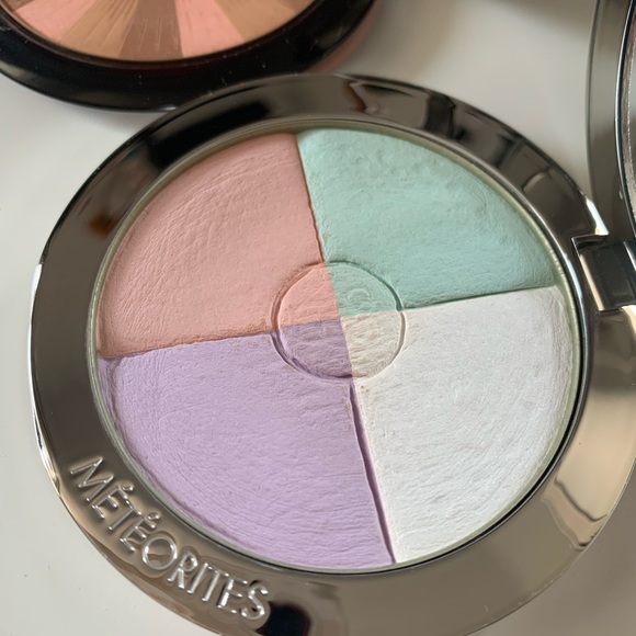 Guerlain Makeup Bundle - Picture 4 of 5